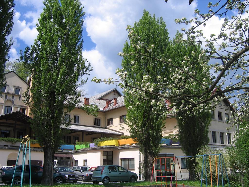 Hostel Idrija Exterior photo